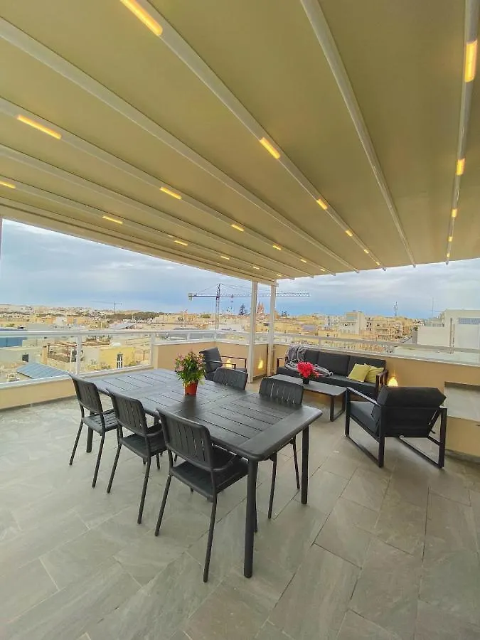 The Blue Mill Penthouse With Beautiful Views Apartment Naxxar